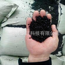 宗馥莉现身杭州街头 身穿蓝色吊带裙 乘坐紫色劳斯莱斯离开