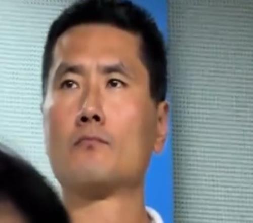 顶级掠食性鱼类“水老虎”!大爷钓到1.6米长大鳡鱼扛着就跑